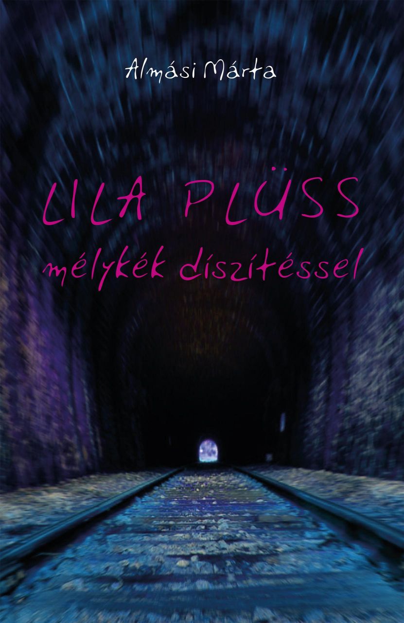 Lila plüss, mélykék díszítéssel